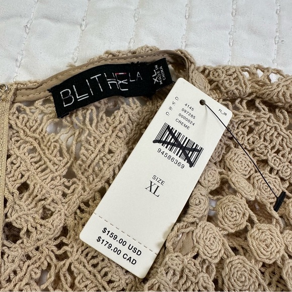 NWT Anthropologie BLITHE Crochet Cottogecore With Dramatic Trumpet Sleeve - Picture 9 of 16